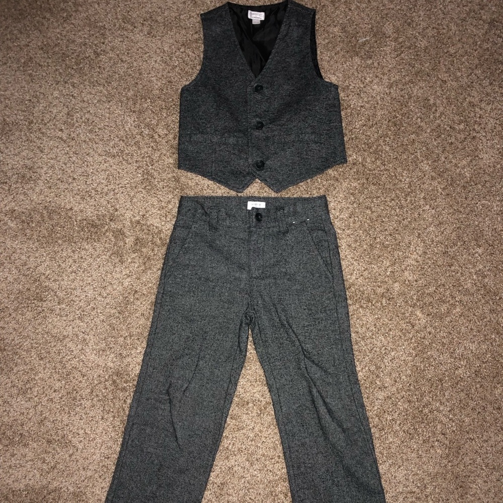 Boys Size 5-6 Formal Vest & Dress Pants